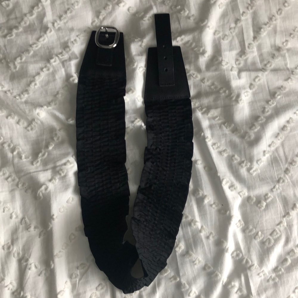 GAP Size Small Black Stretchy Belt